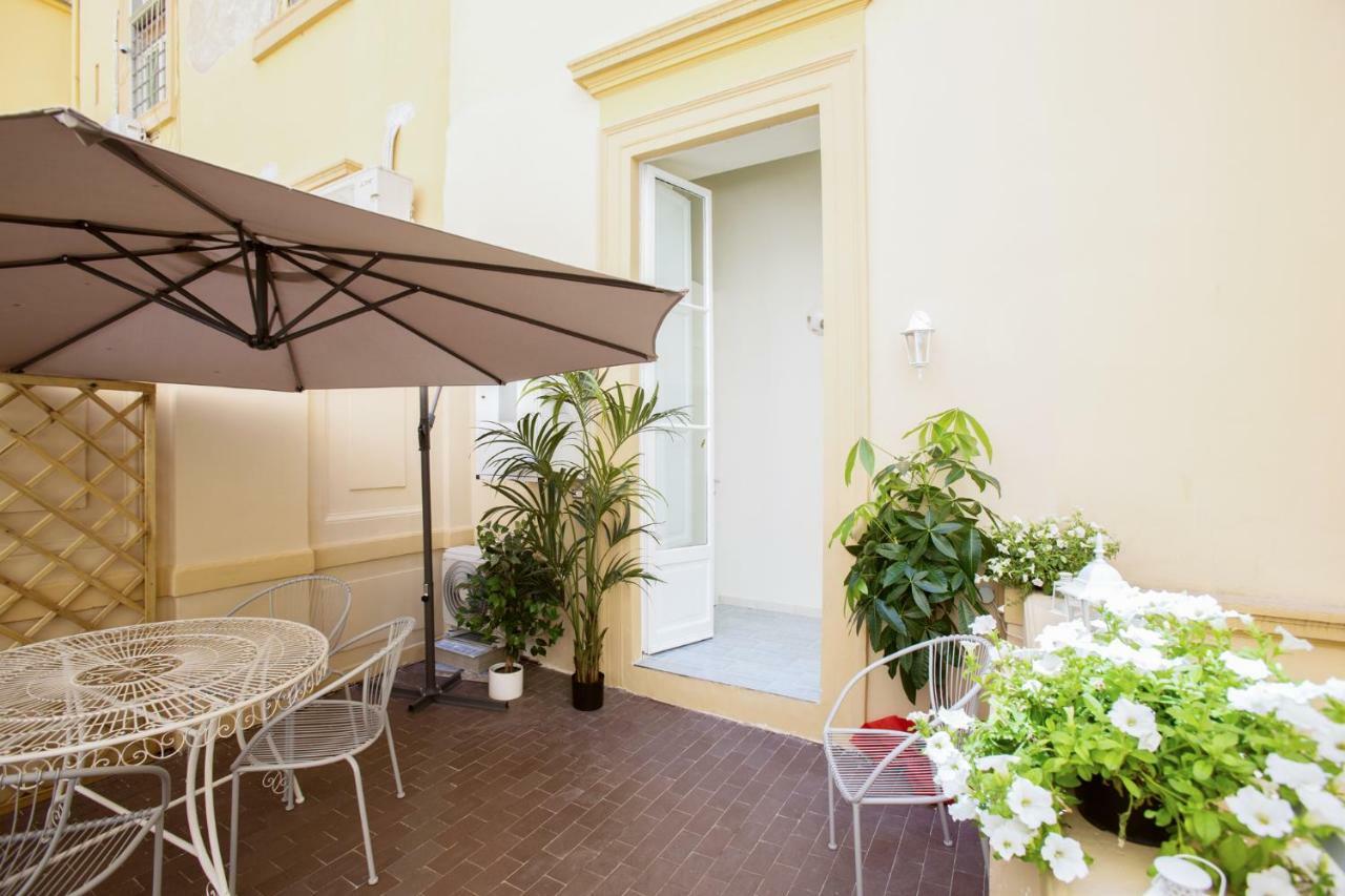 Regina Elena Bed & Breakfast Naples Exterior photo