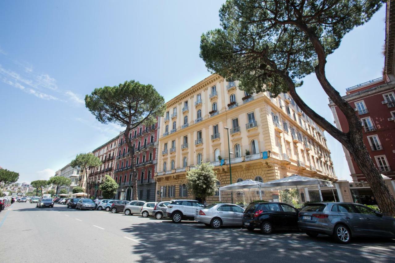 Regina Elena Bed & Breakfast Naples Exterior photo
