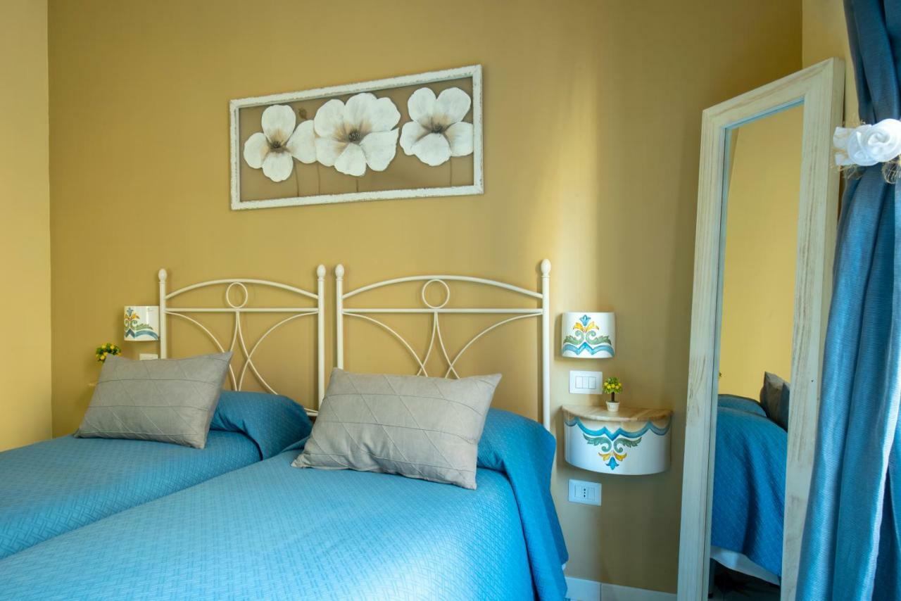 Regina Elena Bed & Breakfast Naples Exterior photo