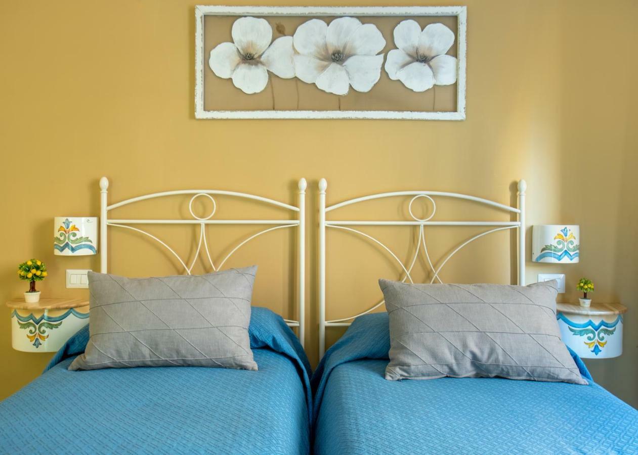 Regina Elena Bed & Breakfast Naples Exterior photo