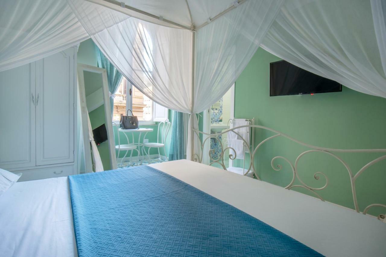 Regina Elena Bed & Breakfast Naples Exterior photo