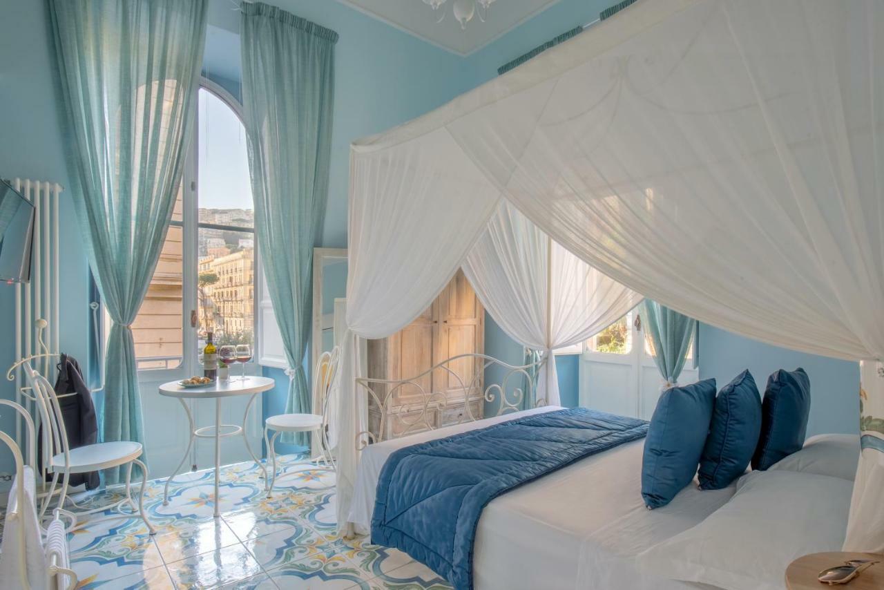 Regina Elena Bed & Breakfast Naples Exterior photo
